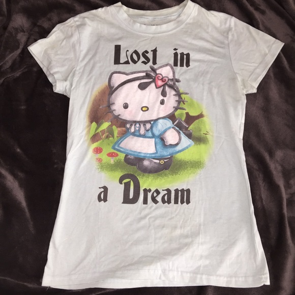 Mighty Fine Tops - Hello Kitty "Lost In A Dream" Graphic Tee